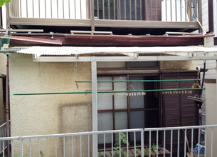 施工前　外壁塗装：水性セラミシリコン塗料　屋根塗装：なし　施工地域：神奈川県茅ヶ崎市赤羽根