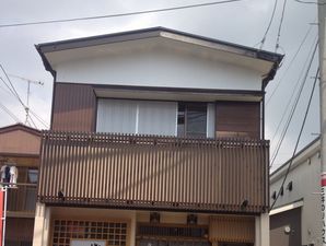 外壁塗装：クリーンマイルドウレタン塗料　屋根塗装：なし　施工地域：神奈川県茅ヶ崎市美住町
