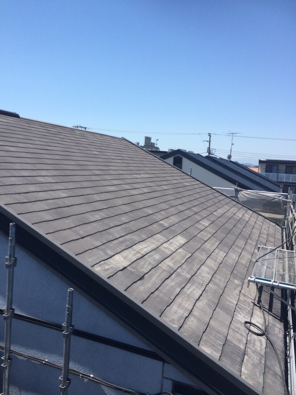 施工後　屋根：高圧洗浄　施工地域：神奈川県茅ヶ崎市のアパート